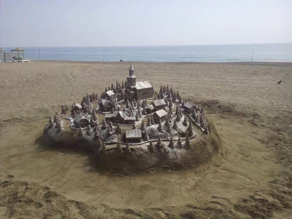 Urbanizacion La Roca, Estudio Torremolinos