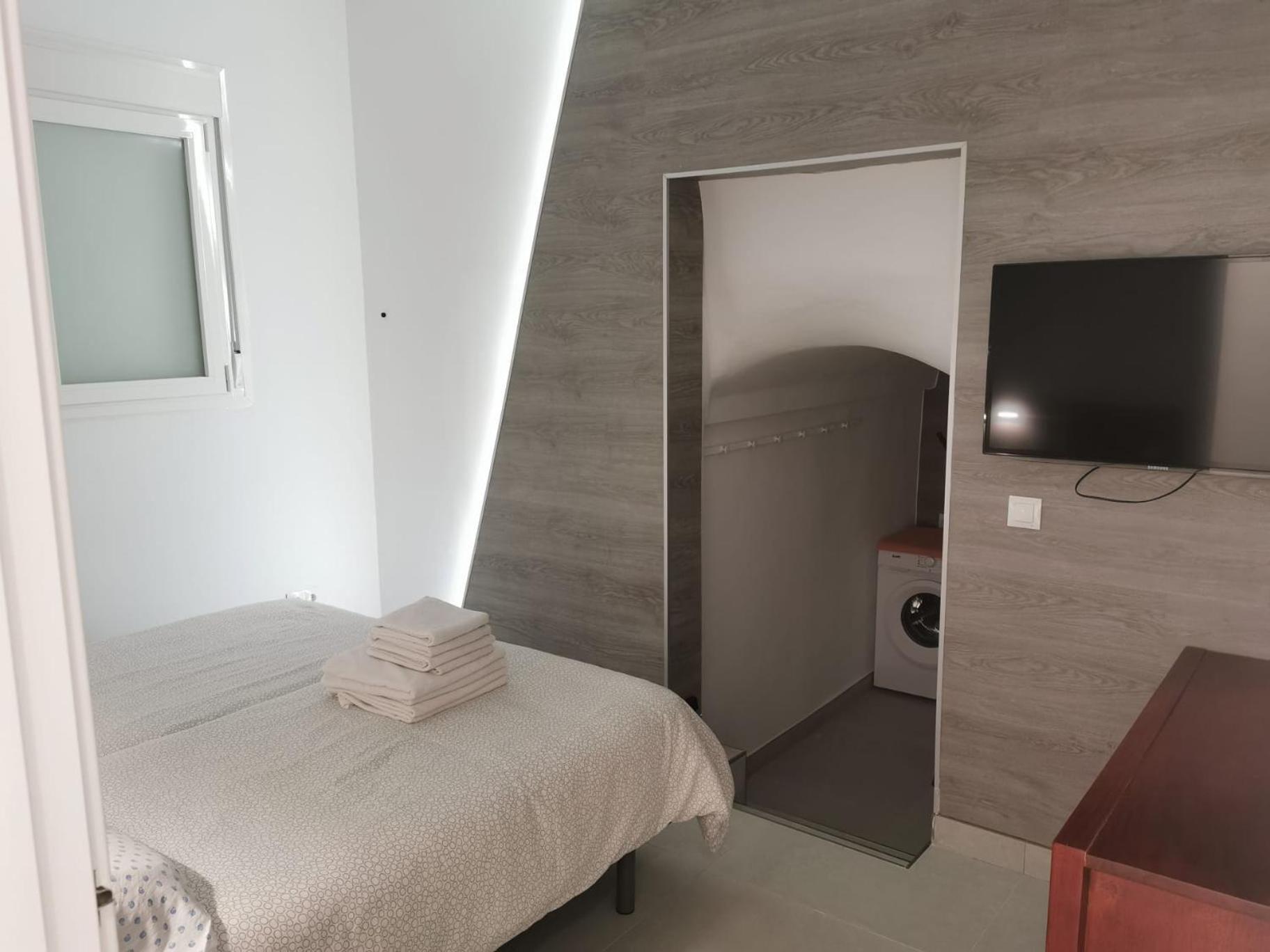 Urbanizacion La Roca, Estudio Apartment