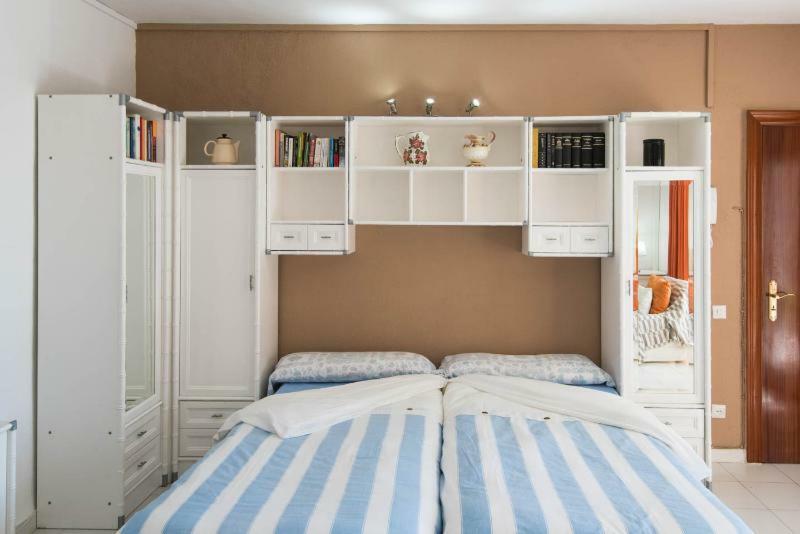 Apartment Urbanizacion La Roca, Estudio *